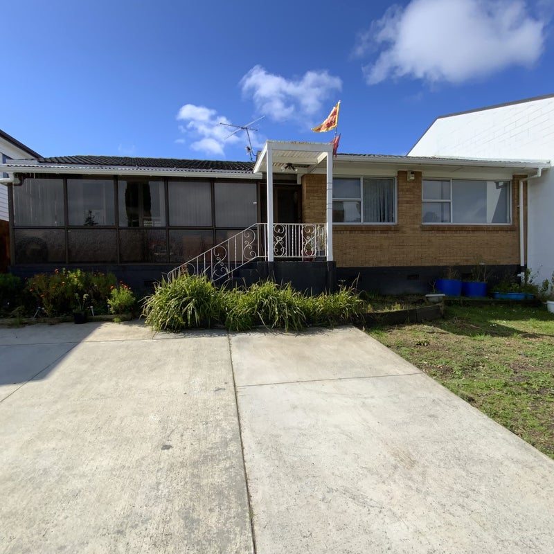 1 Arnwood Street, Manurewa, Auckland - Carousel 1