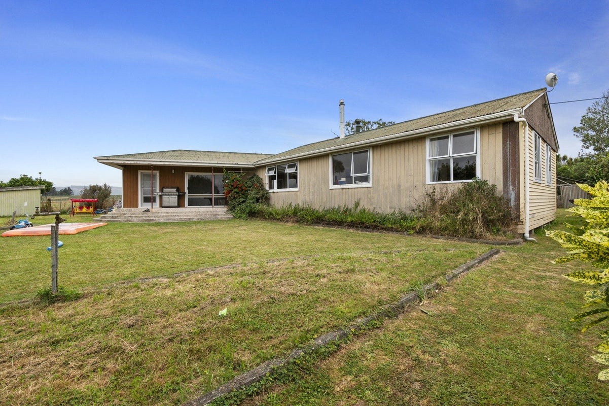 165 Kukutauaki Road, Koputaroa, Levin - Carousel 2