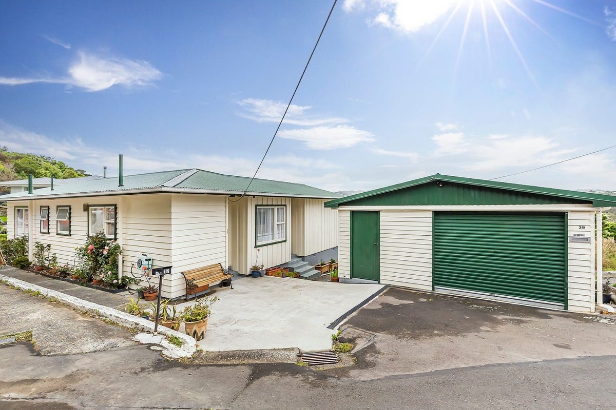 39 Cheshire Street, Wilton, Wellington - Carousel 2