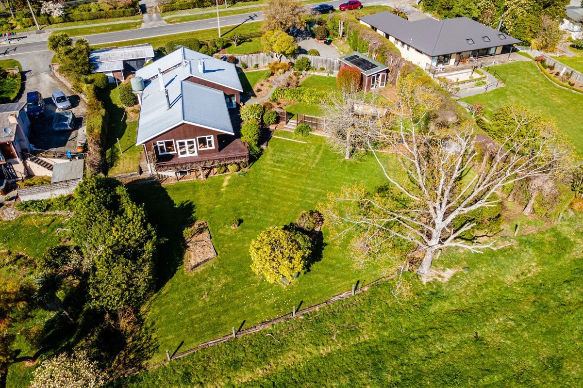 22 Pye Road, Geraldine Downs, Geraldine - Carousel 24
