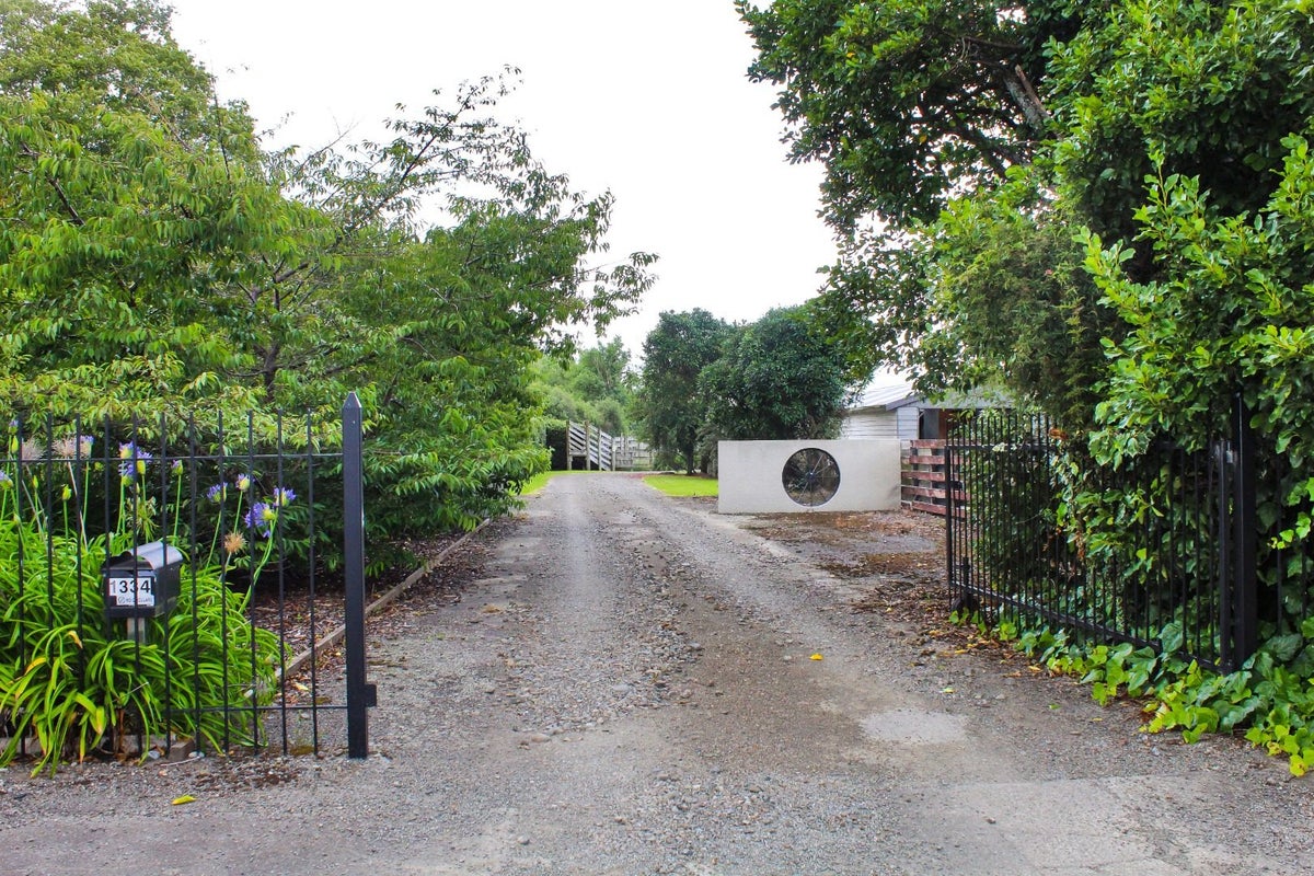 1334 Napier Road, Ashhurst, Palmerston North - Carousel 21