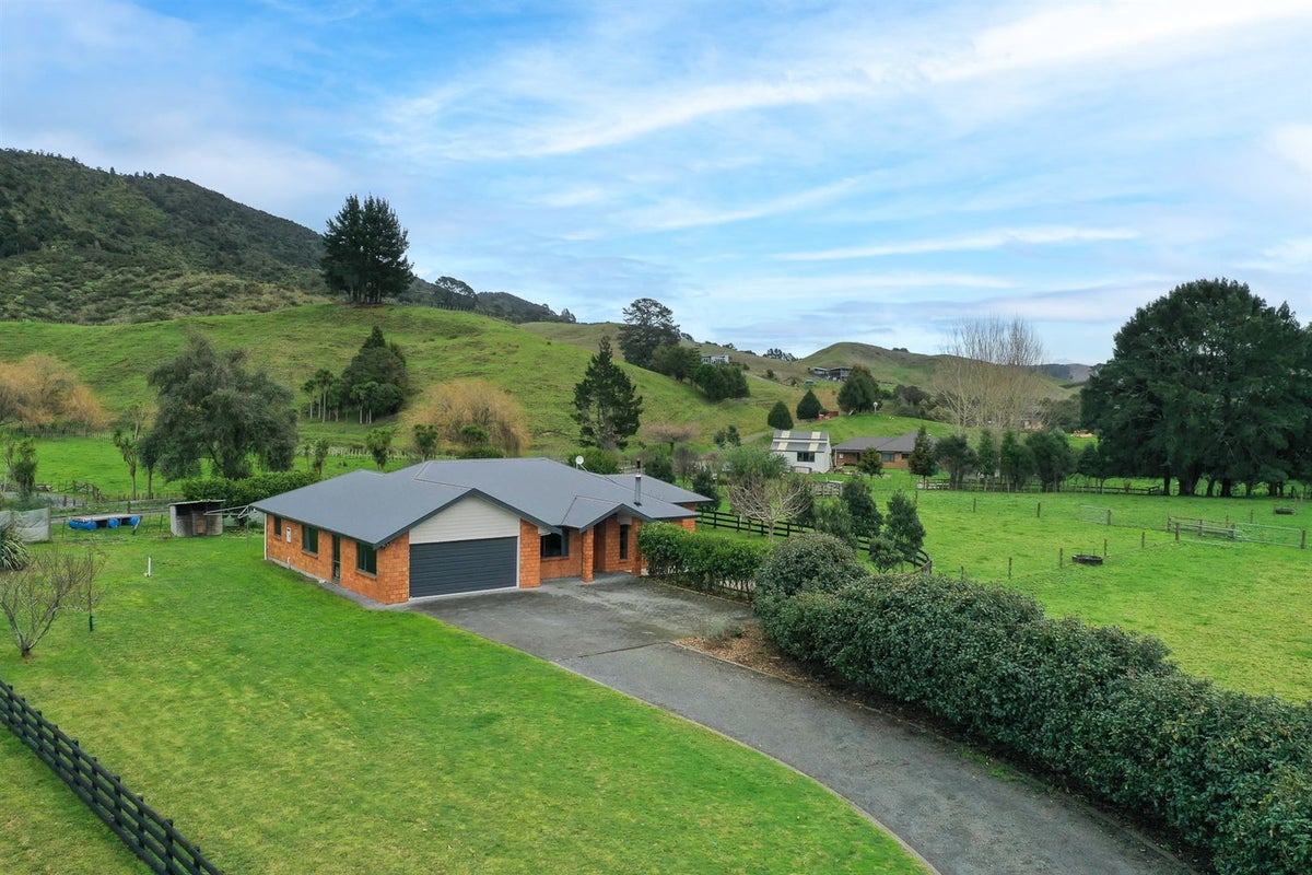 20 Kauri Lane, Huntly, Huntly - Carousel 2