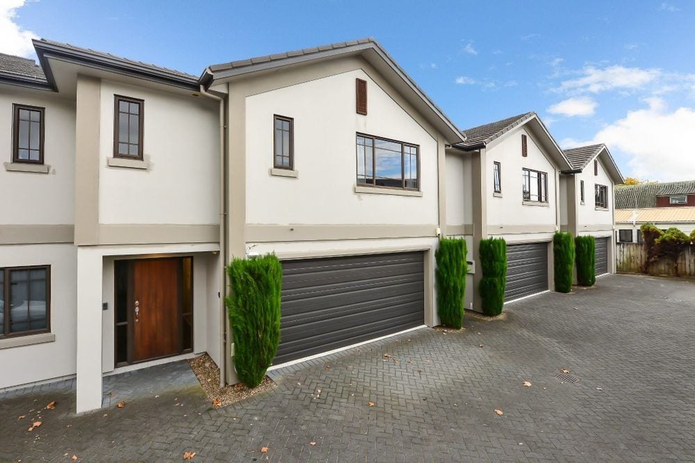 42B Willoughby Street, Whitiora, Hamilton - Carousel 2