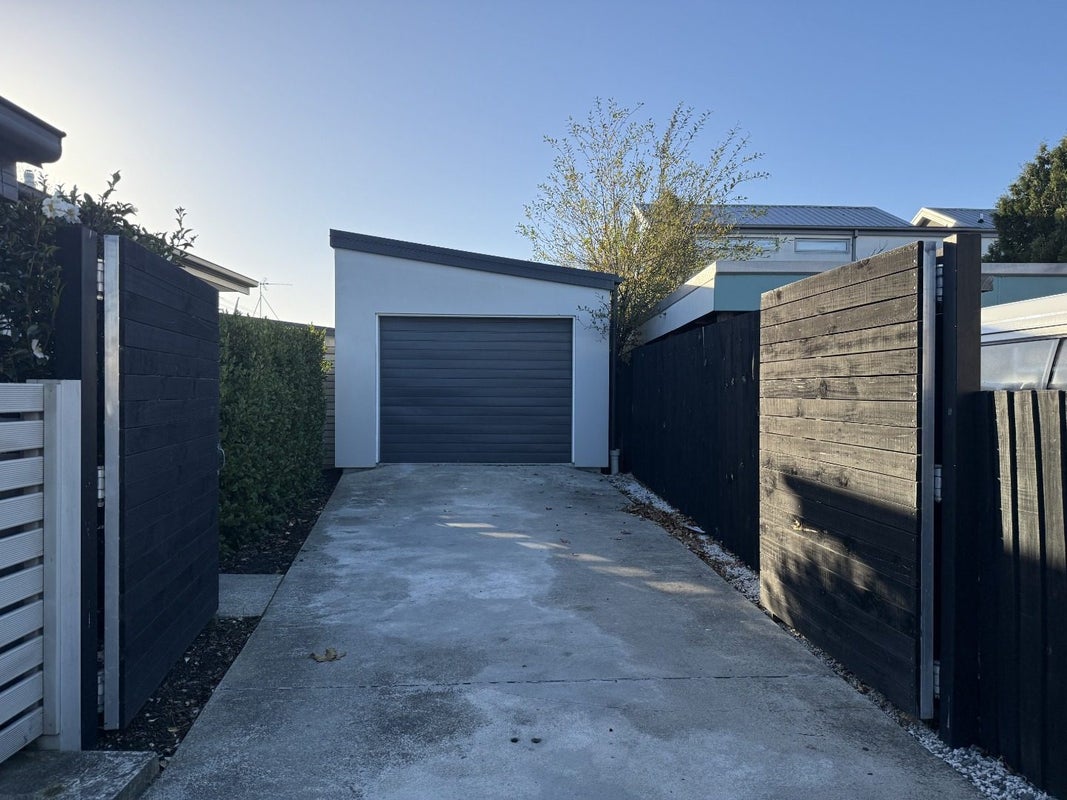 2/64 Packe Street, Edgeware, Christchurch - Carousel 15