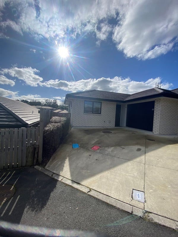 8B Mistry Place, Harrowfield, Hamilton - Carousel 1