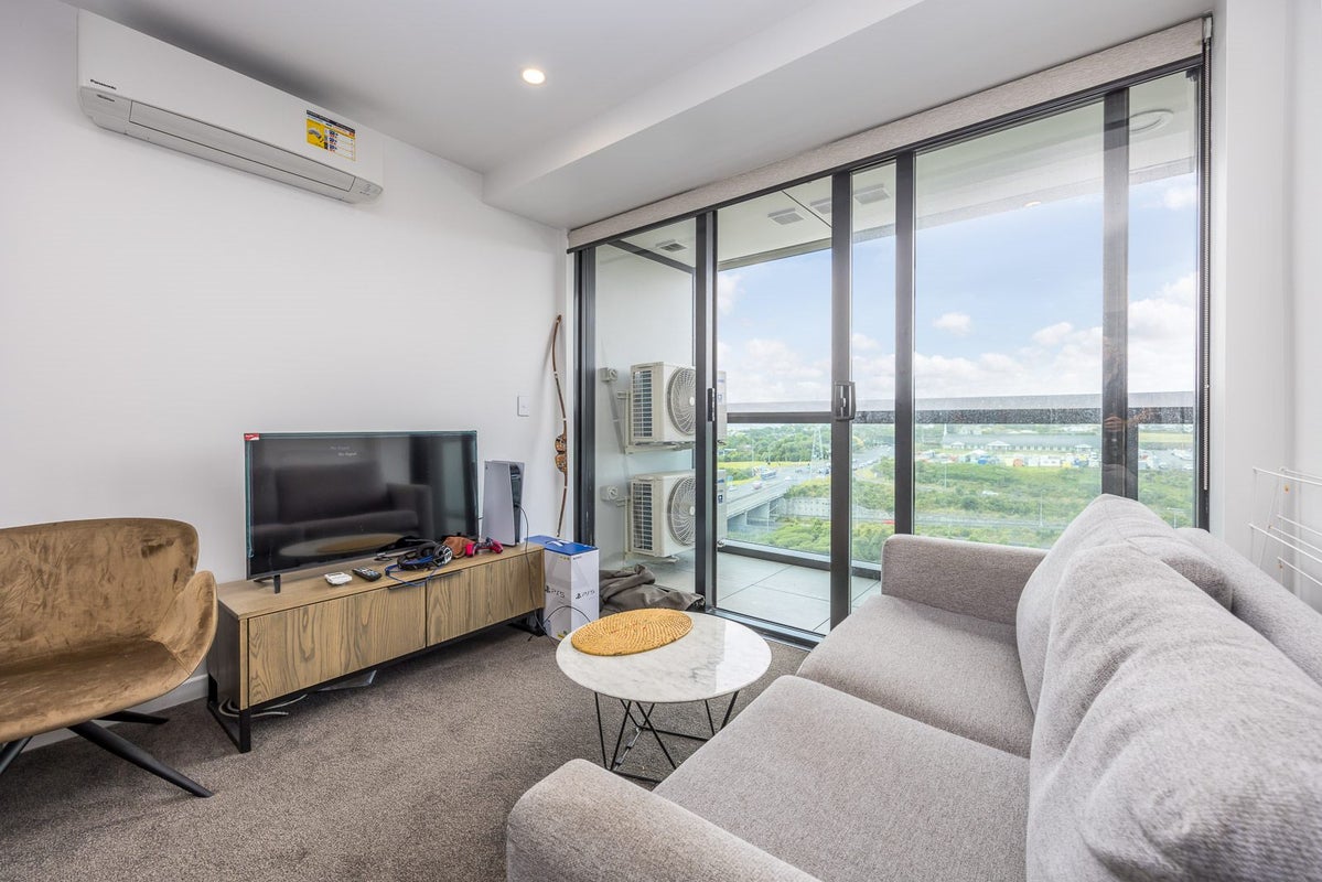 403/8 Lakewood Court, Manukau, Auckland - Carousel 2