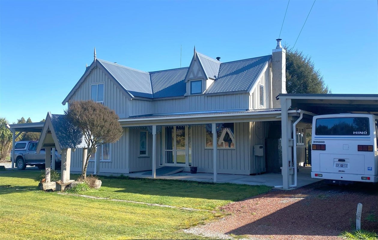 21 Greenstone Road, Kumara, Greymouth - Carousel 1