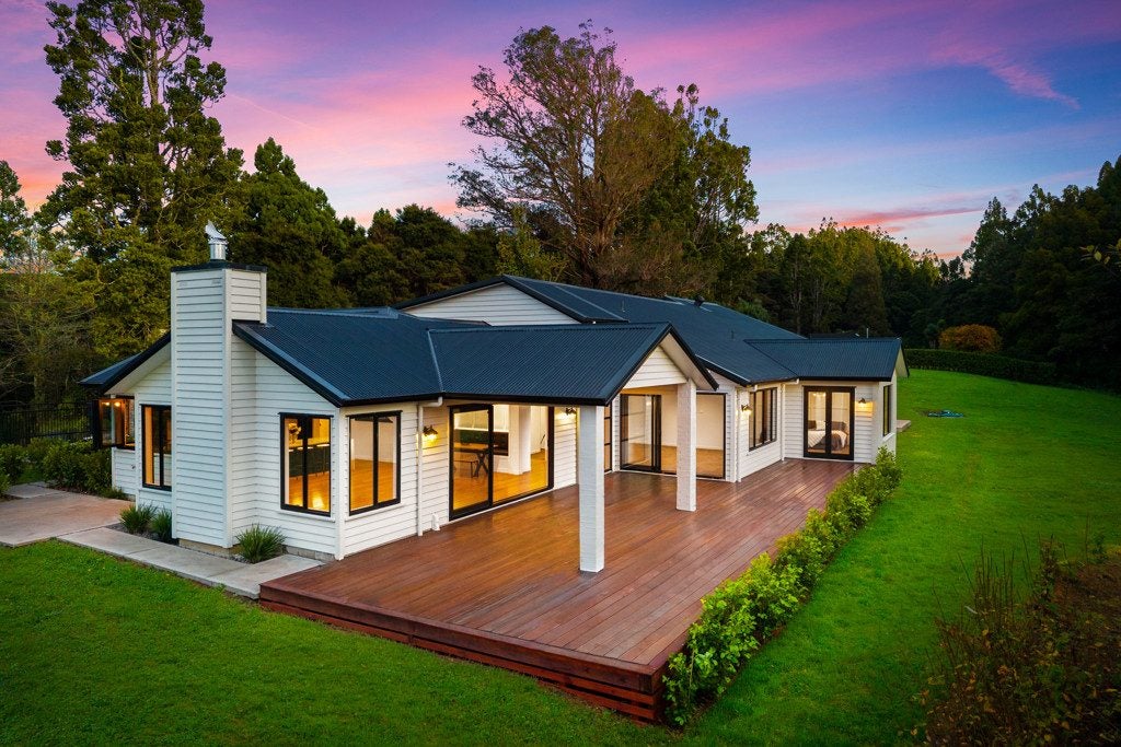 97 Carter Road, Oratia, Auckland - Carousel 2