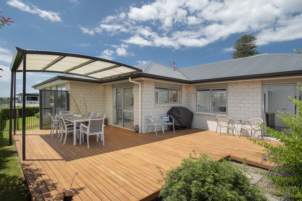 109 Condor Drive, Pyes Pa, Tauranga - Carousel 2