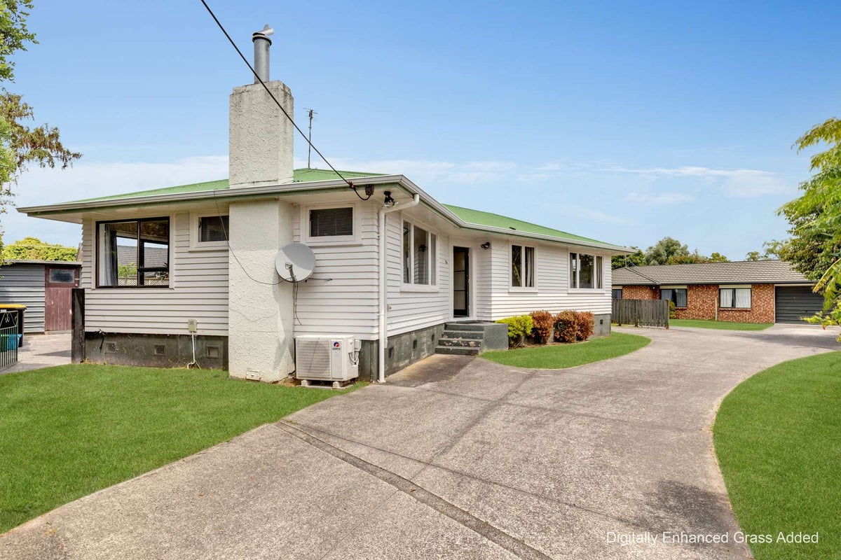 11 Manson Street, Gate Pa, Tauranga - Carousel 2