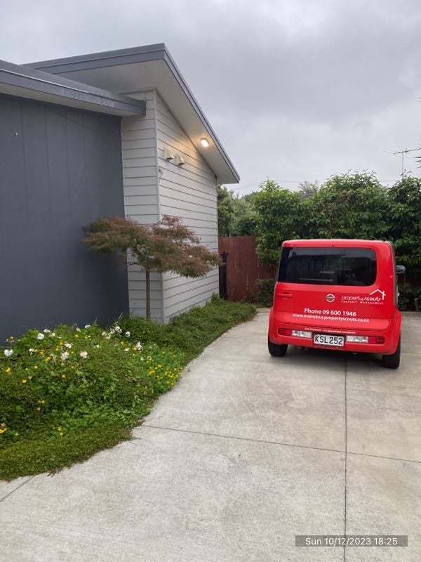 10B Toatoa Place, Mangere Bridge, Auckland - Carousel 2