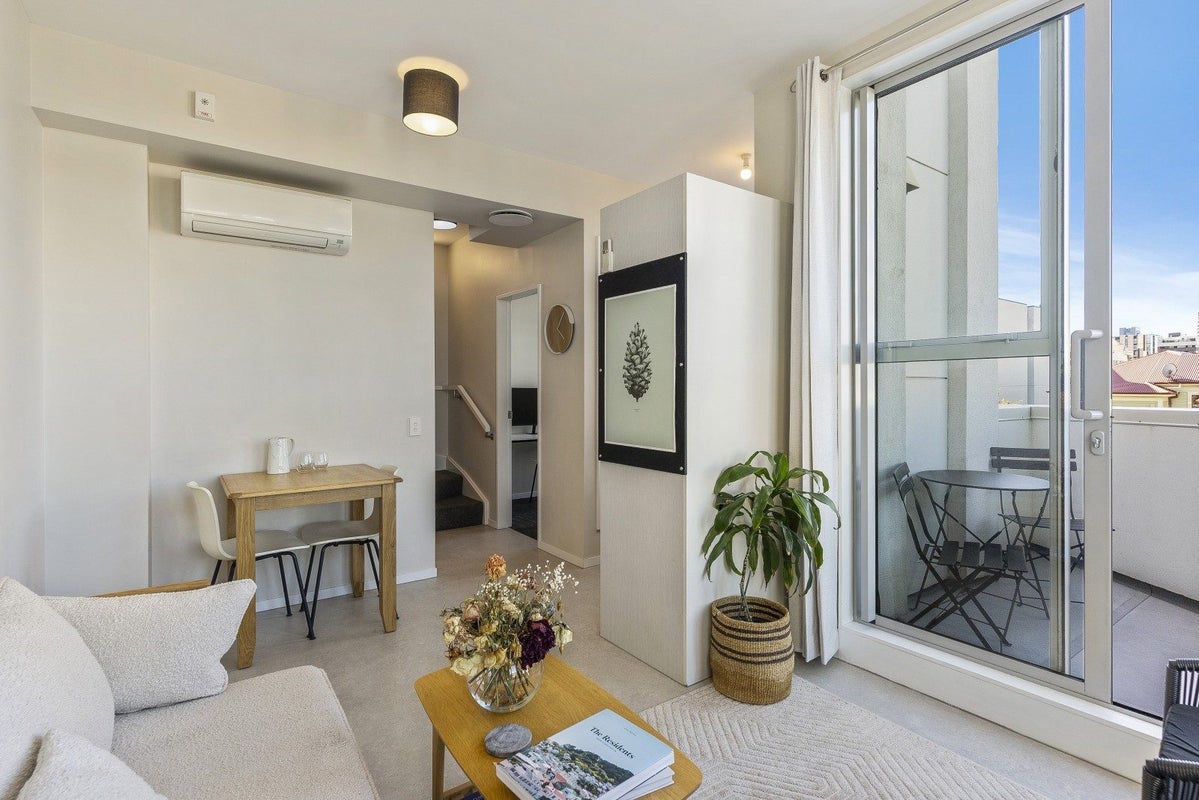 31 Karo Drive, Te Aro, Wellington - Carousel 1