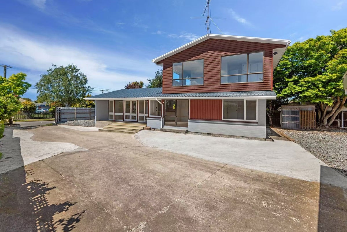 66 Greendale Avenue, Avonhead, Christchurch - Carousel 15
