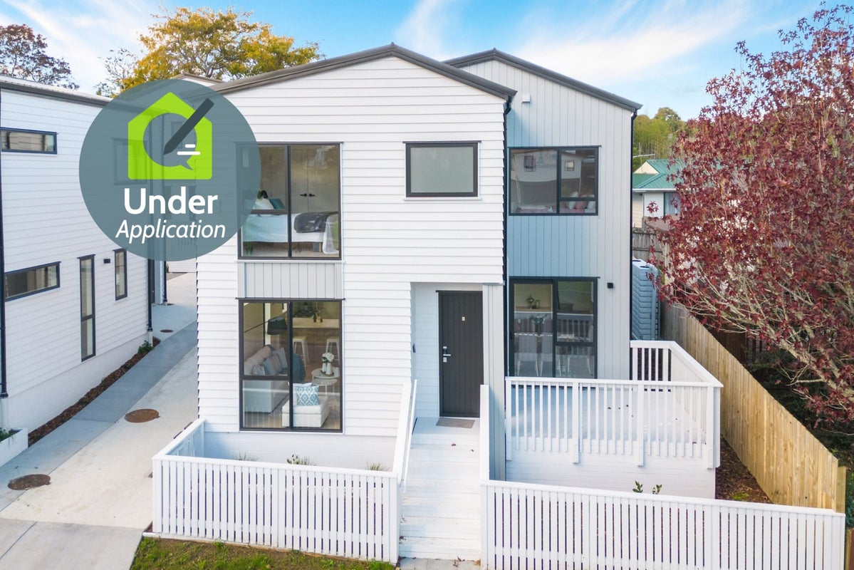 7A Buisson Glade, West Harbour, Auckland - Carousel 1