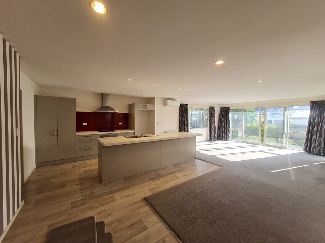 8 Rollin Street, Heathcote Valley, Christchurch - Carousel 2