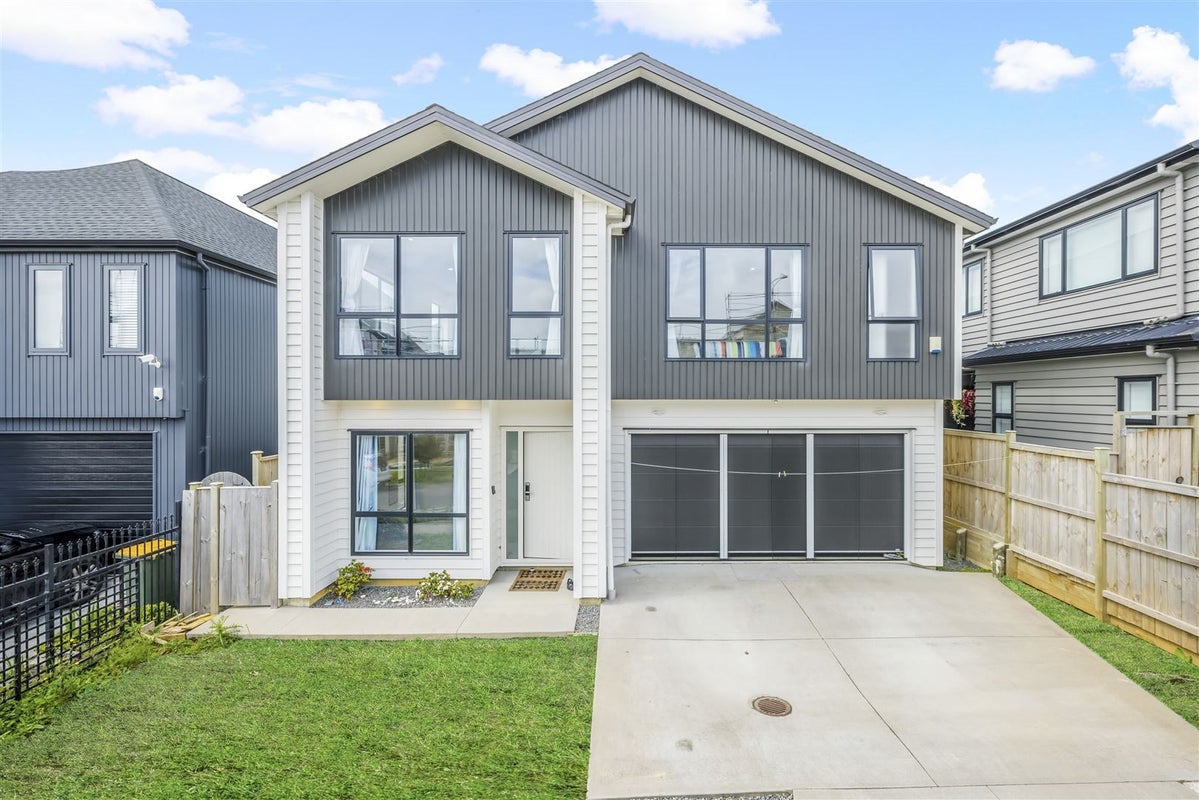 10 Matahae DR, Flat Bush, Auckland - Carousel 2