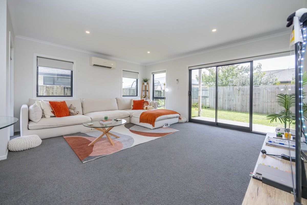 1/106 Comries Road, Chartwell, Hamilton - Carousel 2