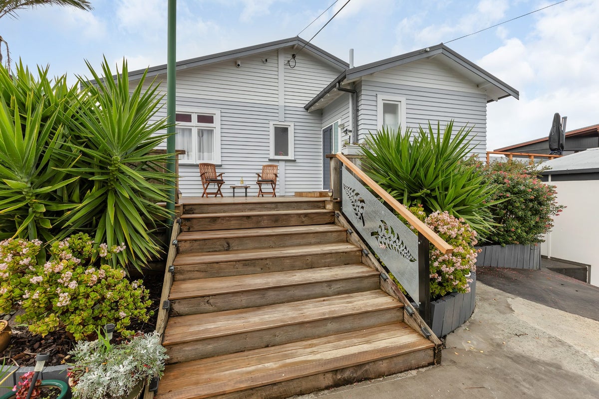 20 Cartwright Road, Onerahi, Whangarei - Carousel 1