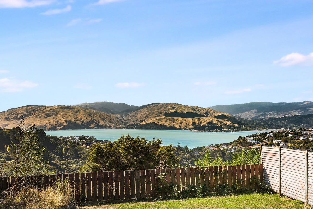 34 Sombrero View, Ascot Park, Porirua - Carousel 2