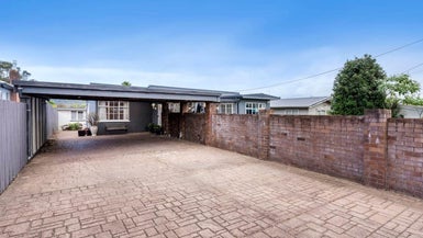 38 Savoy Road, Glen Eden, Auckland - Carousel 1