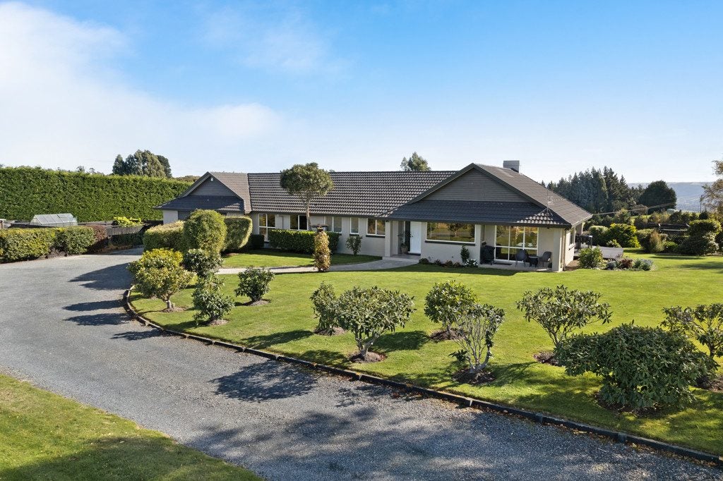 198 Chain Hills Road, Chain Hills, Dunedin - Carousel 1
