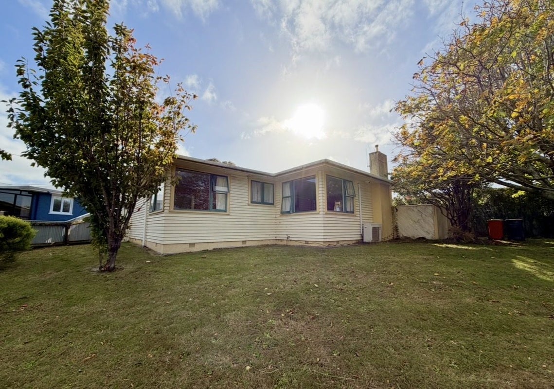 4 Parkland Crescent, Terrace End, Palmerston North - Carousel 2
