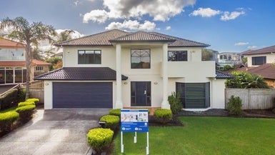 19 Riverstone Road, Te Atatu Peninsula, Auckland - Carousel 1