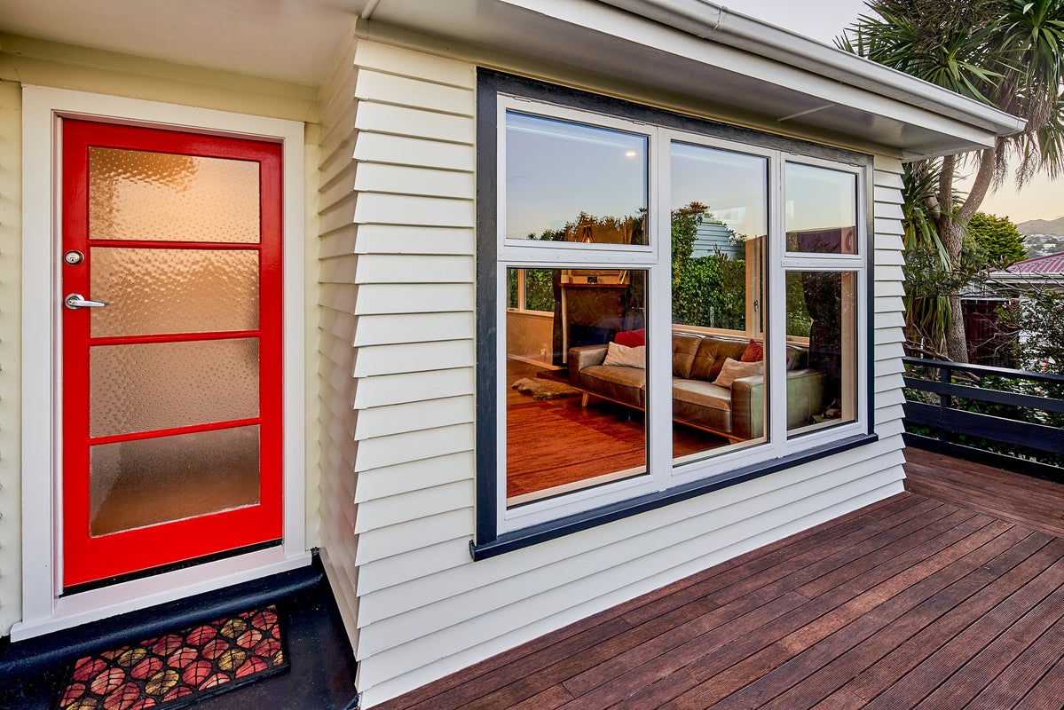 58 Helston Road, Paparangi, Wellington - Carousel 2