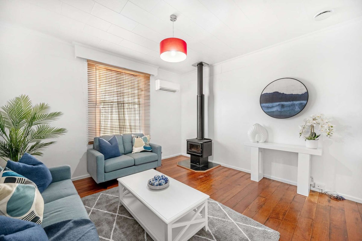 609 Beech Road, Akina, Hastings - Carousel 1