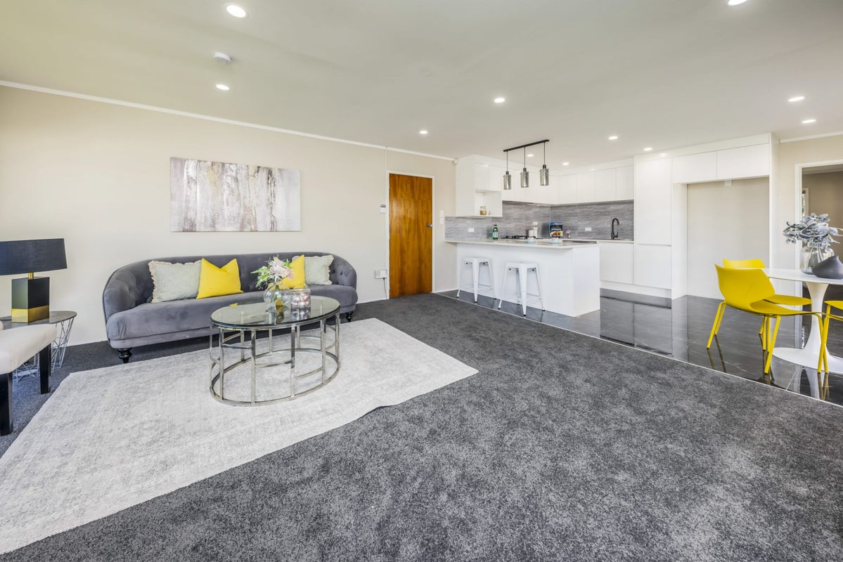 3/57 Victoria Road, Papatoetoe, Auckland - Carousel 1