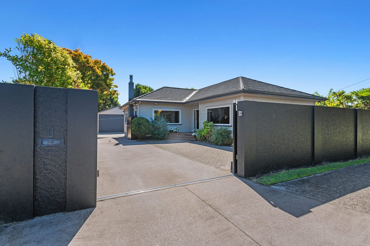 3 High Street, Glenholme, Rotorua - Carousel 32