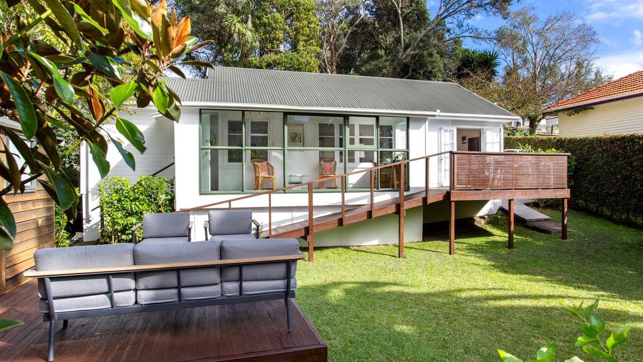 17 Victor Street, Avondale, Auckland - Carousel 1
