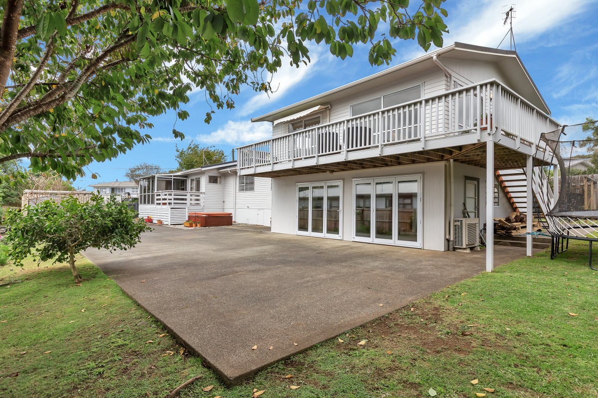 36 Dip Road, Kamo, Whangarei - Carousel 1