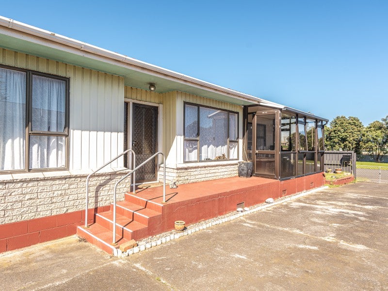 78 Hinau Street, Castlecliff, Whanganui - Carousel 1