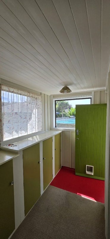 19 Exeter Street, Brooklands, New Plymouth - Carousel 24
