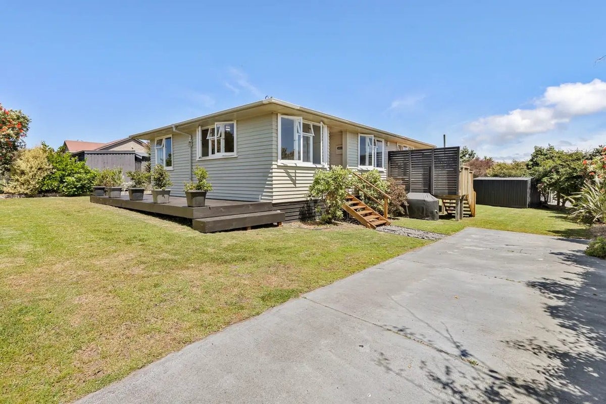 10 Norfolk Drive, Mangawhai Heads, Mangawhai - Carousel 1