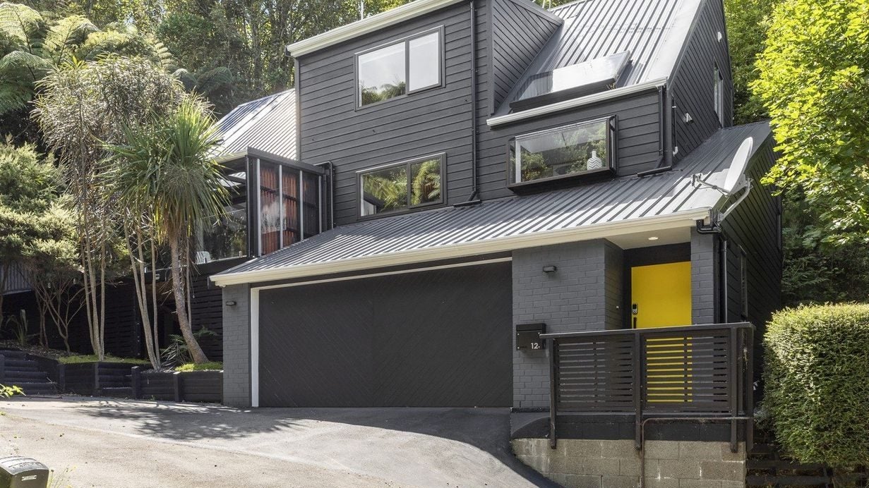 12 Kimberley Way, Khandallah, Wellington - Carousel 1