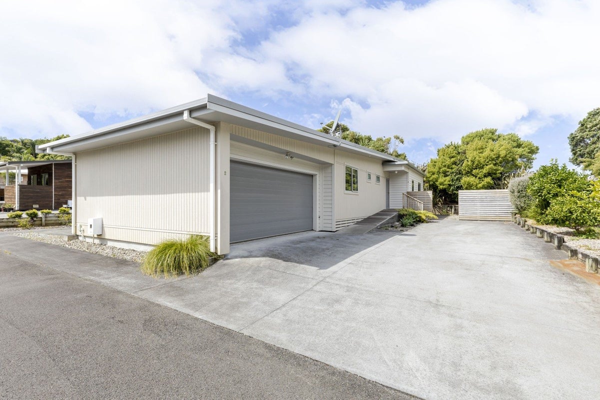 2 John Mana Way, Marfell, New Plymouth - Carousel 1