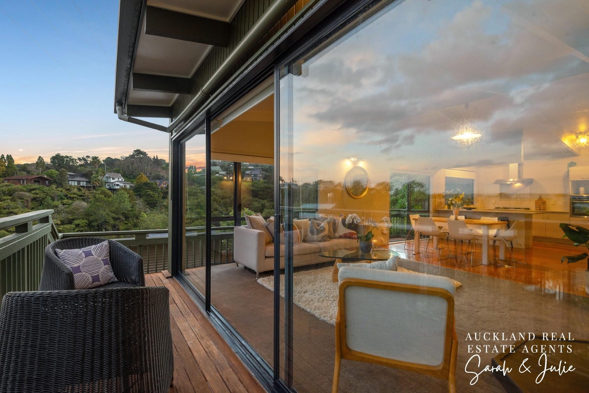 51 Belfast Street, Hillsborough, Auckland - Carousel 1