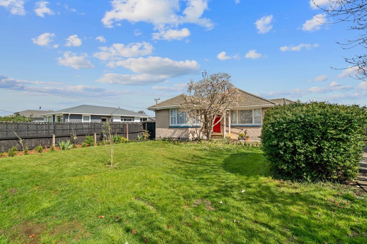 121 Marshland Road, Shirley, Christchurch - Carousel 21