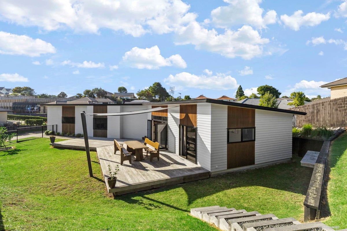 36 Owens Road, Waiuku, Waiuku - Carousel 1