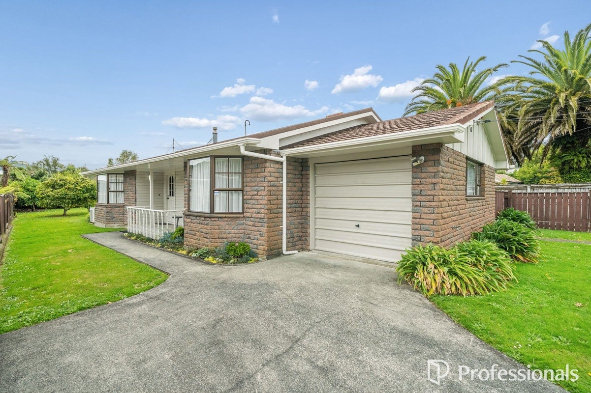 14 Rawhiti Street, Stokes Valley, Lower Hutt - Carousel 2