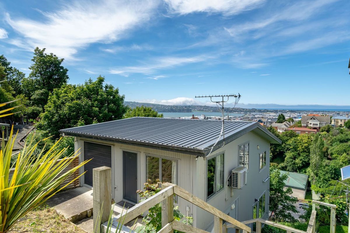 93D Canongate, Dunedin Central, Dunedin - Carousel 18