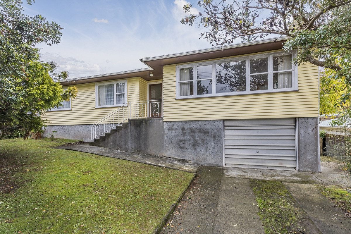 6 Ernest Street, Ranui, Porirua - Carousel 1