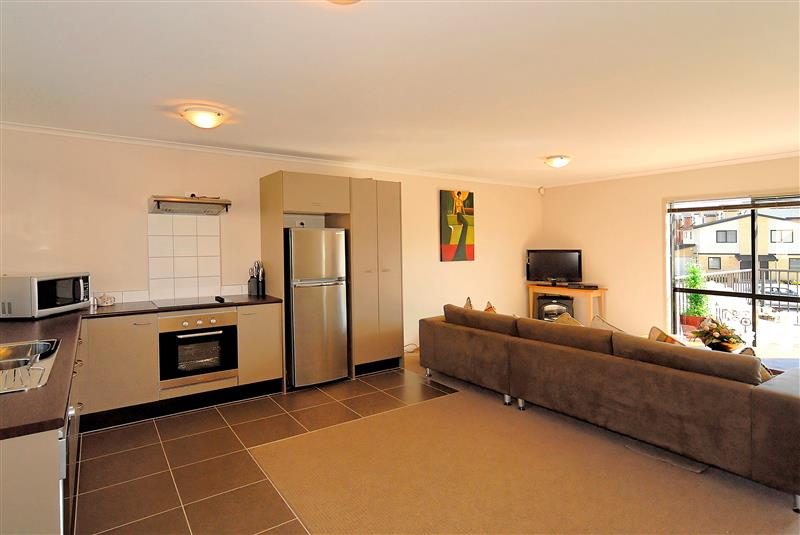 204/172 Mcleod Road, Te Atatu South, Auckland - Carousel 2