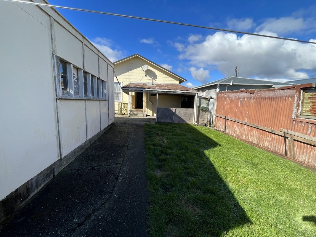 129 Brittan Street, Hokitika - Carousel 15