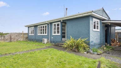 16 Carroll Street, Waimarino, National Park - Carousel 1