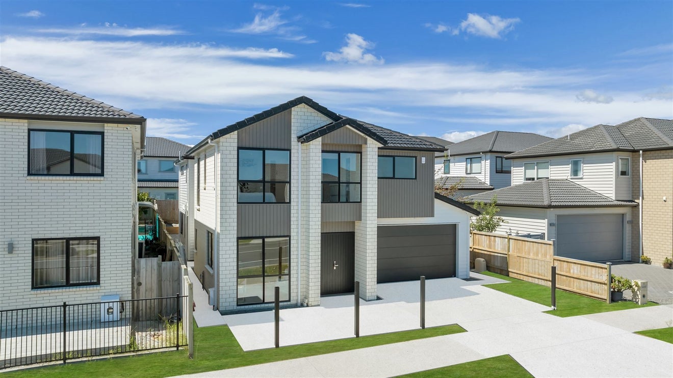 54 Hikuawa Road, Flat Bush, Auckland - Carousel 39
