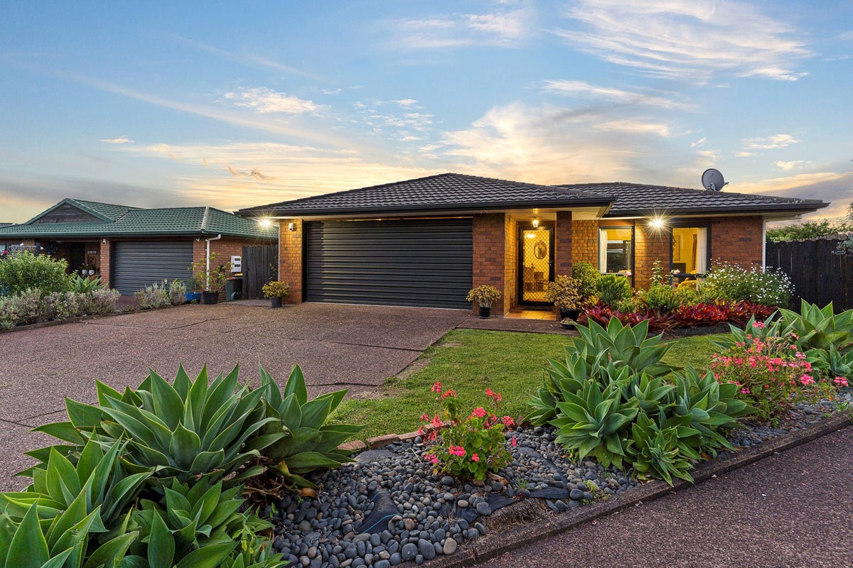 26 Farmdale Court, Flat Bush, Auckland - Carousel 2
