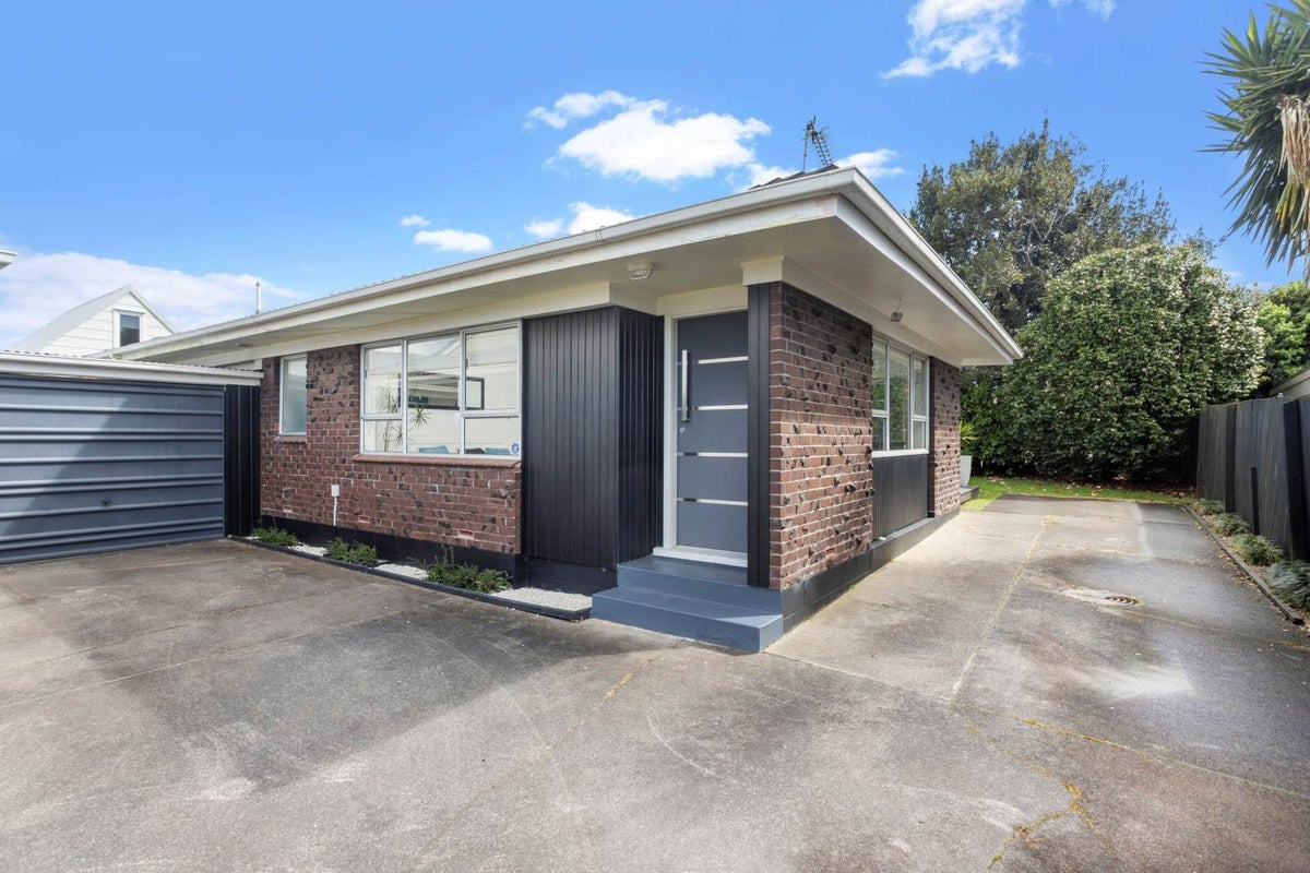 3/1 Don Street, Papakura, Auckland - Carousel 1